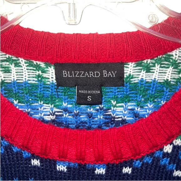 Unisex Blizzard Bay Ugly Christmas Sweater With Reindeers and Bottle Holder SM - Picture 9 of 10